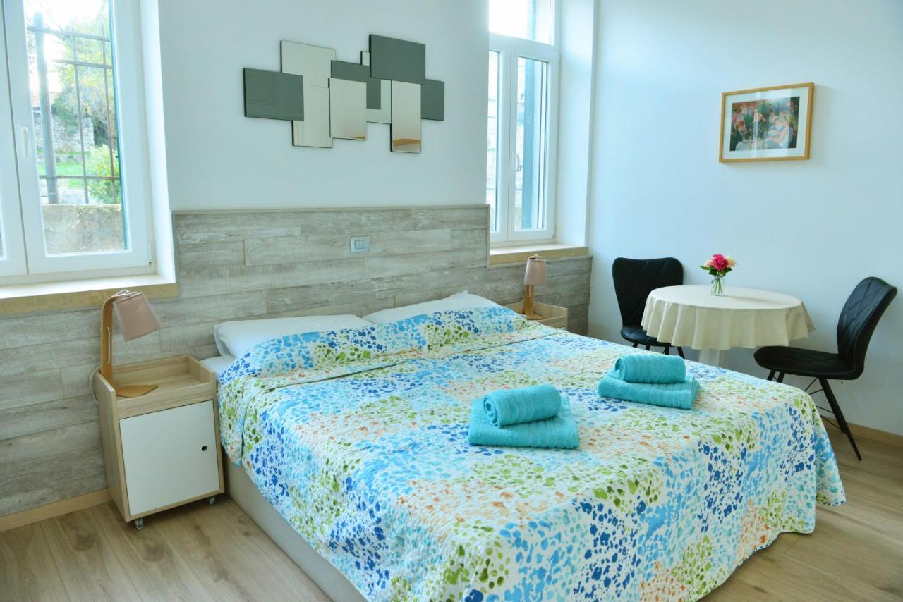 Studio di 18 m² in Appartamento con 1 bagno privato in zona Spalato Centro Esterno foto