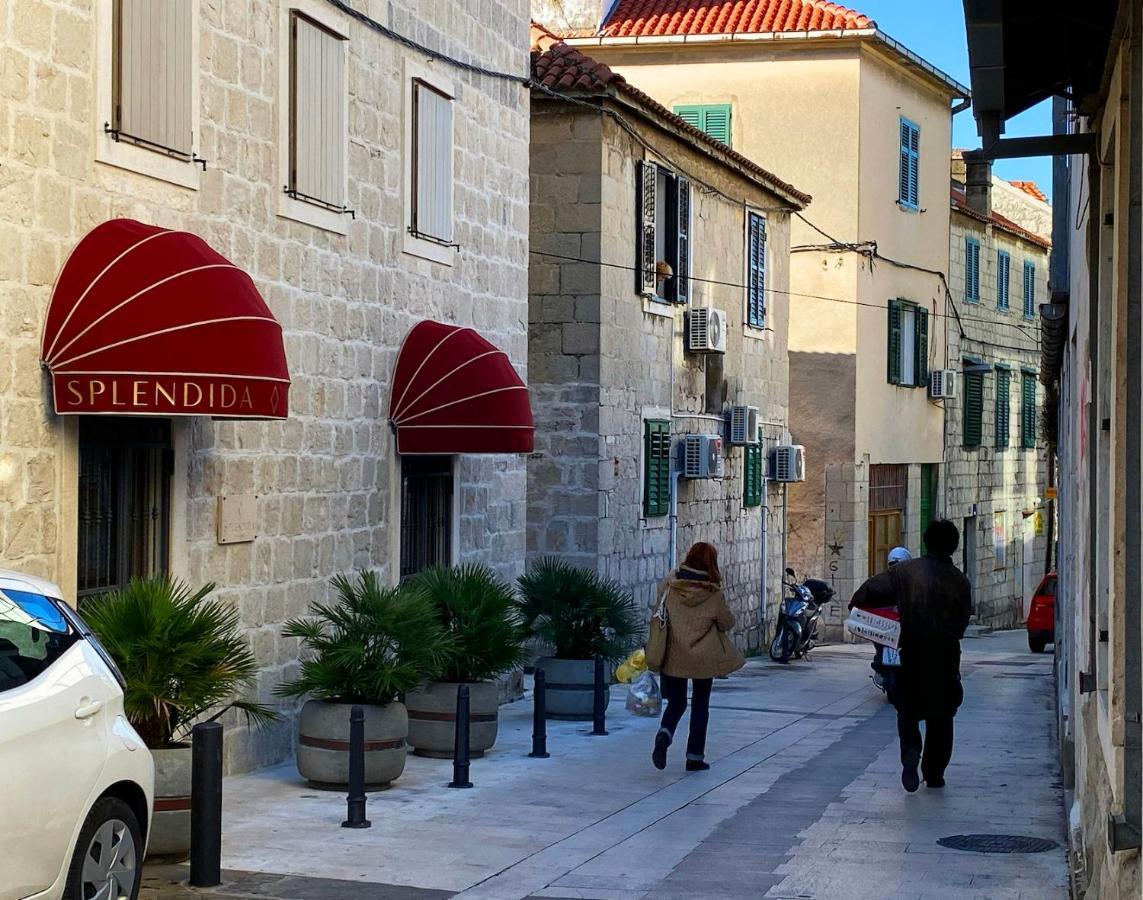 Studio di 18 m² in Appartamento con 1 bagno privato in zona Spalato Centro Esterno foto